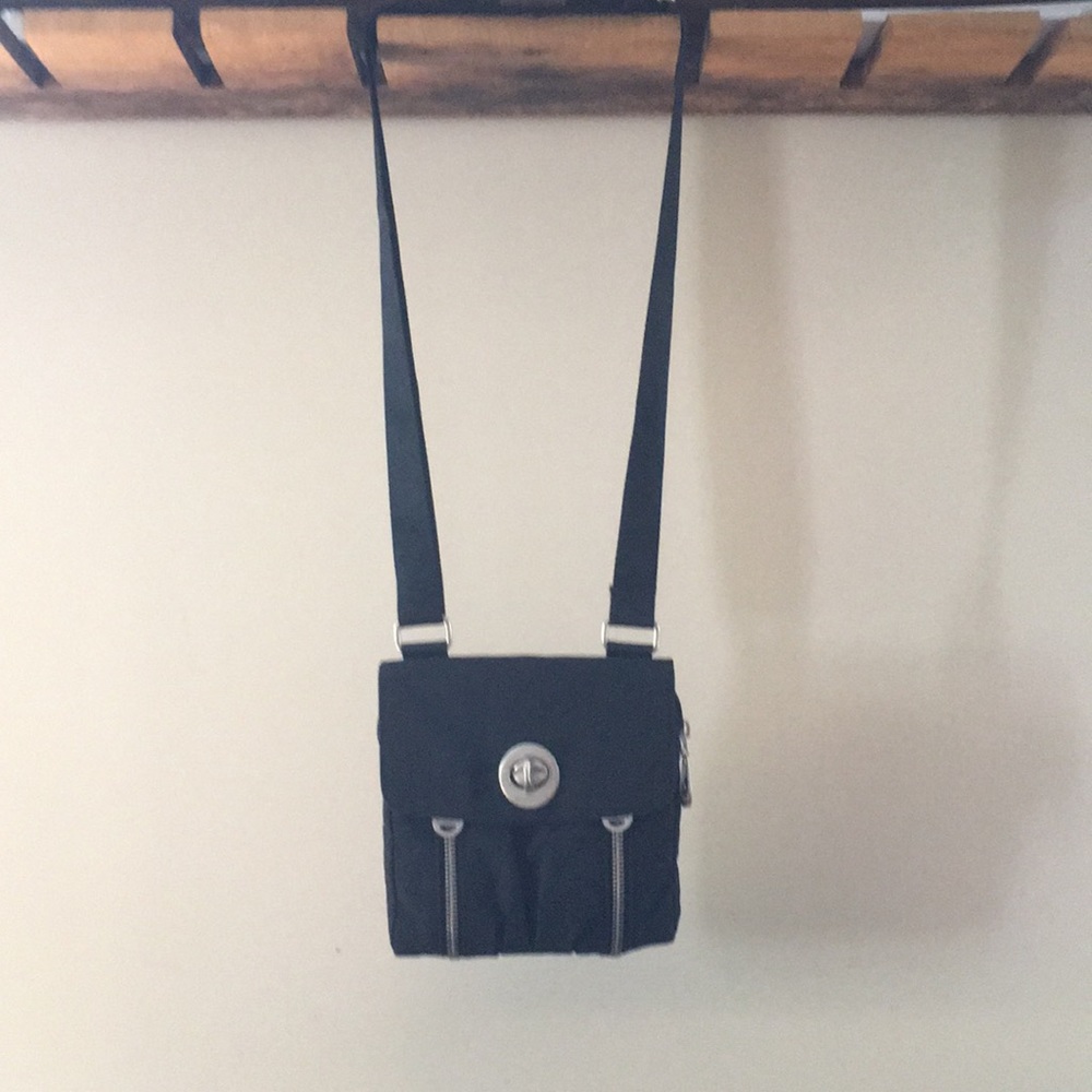 Small baggallini crossbody